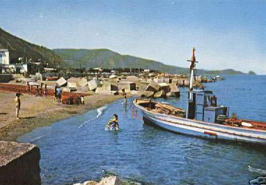 Brolo - La spiaggia in una Foto dell'epoca