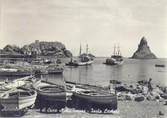 Acireale (Sicilia) - Spiaggia ed Isole anno 1958