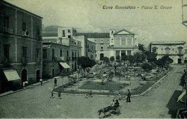L'antica Torre Annunziata della citt sicula di Cesar in una antica foto d'epoca risalente al 1925