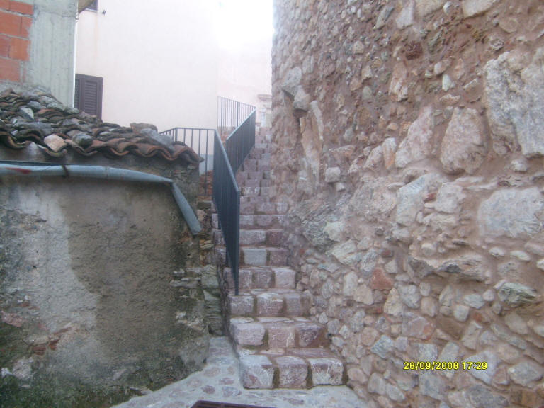 Angoli del Castello di San Marco d'Alunzio in Sicilia