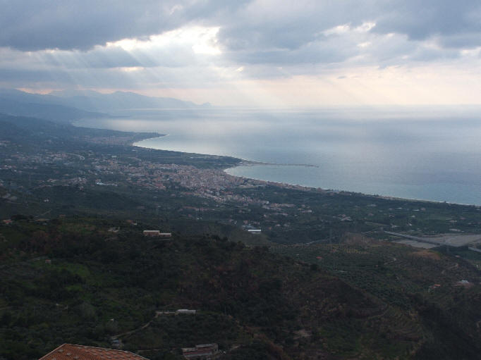 Panorama mozzafiato su S. Agata Militello e Acquedolci